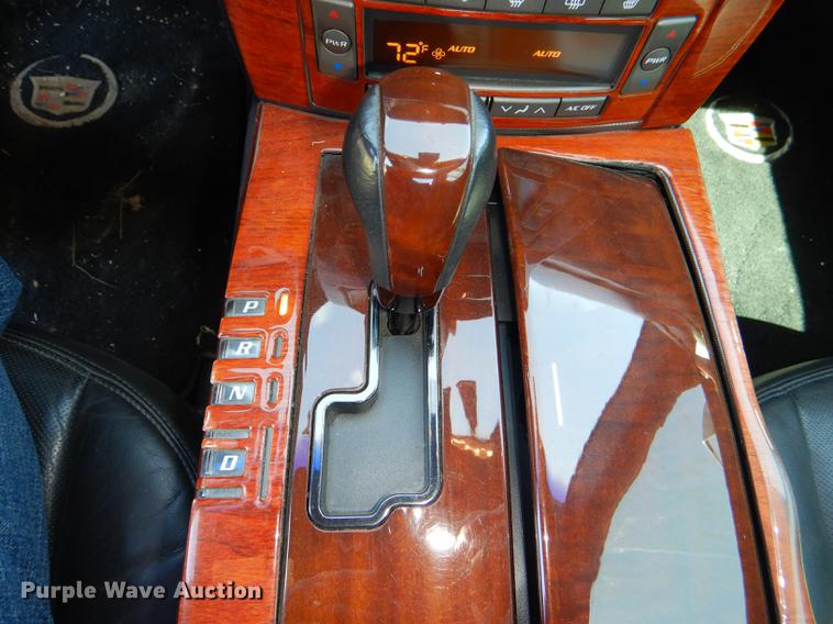 image for item DG4766 2005 Cadillac XLR convertible