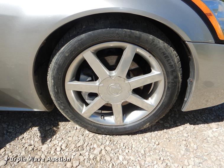 image for item DG4766 2005 Cadillac XLR convertible