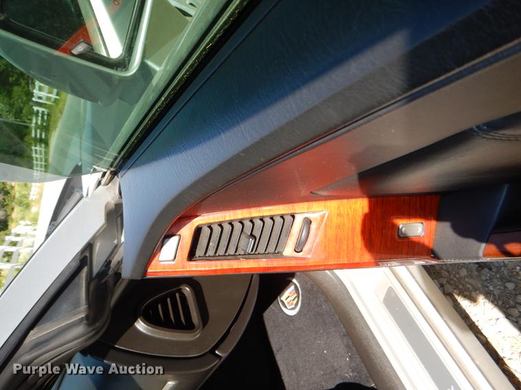 image for item DG4766 2005 Cadillac XLR convertible