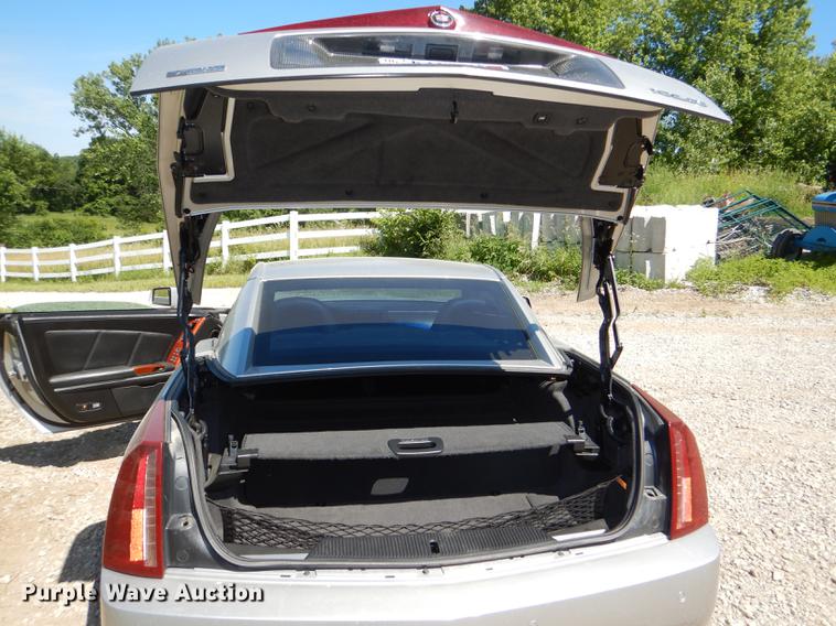 image for item DG4766 2005 Cadillac XLR convertible