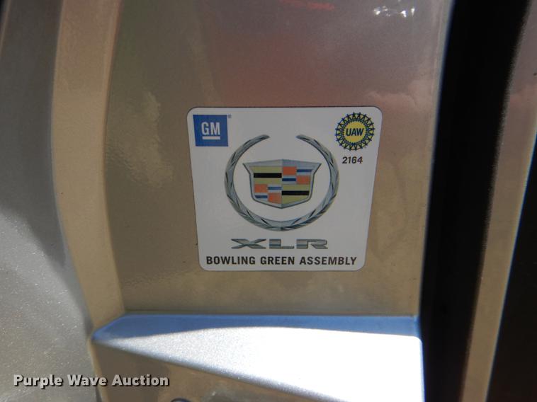 image for item DG4766 2005 Cadillac XLR convertible