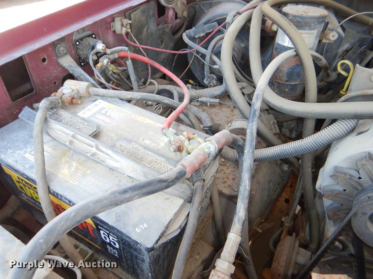 image for item DG4767 1990 Ford F350 XLT Lariat tow truck