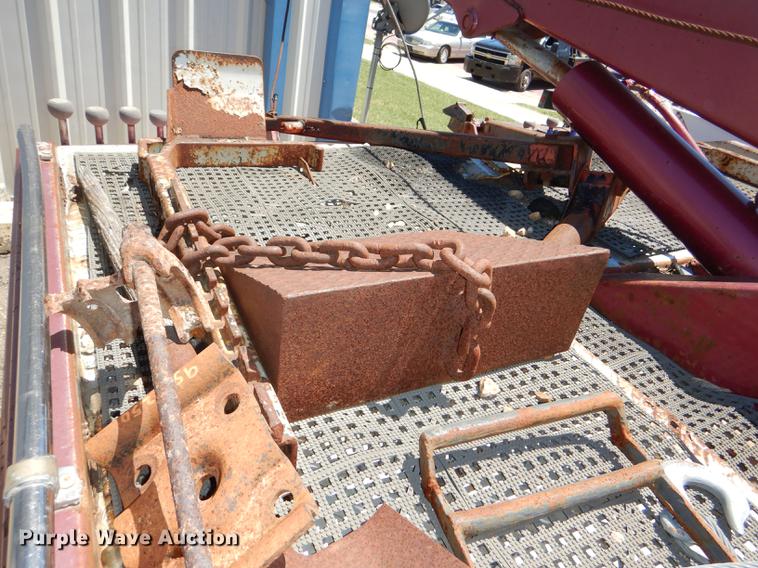 image for item DG4767 1990 Ford F350 XLT Lariat tow truck