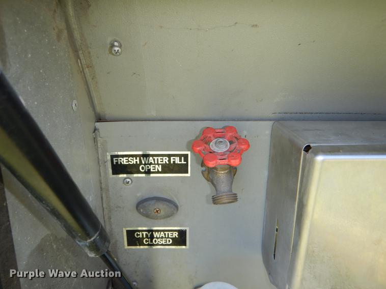 image for item DG4768 1997 Monaco Monocoque Roadmaster R-350E Executive RV