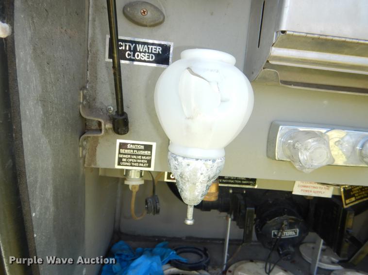 image for item DG4768 1997 Monaco Monocoque Roadmaster R-350E Executive RV