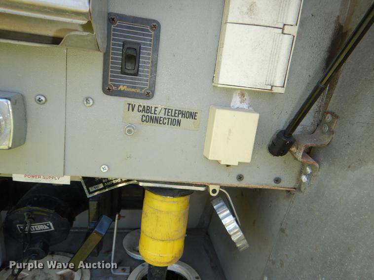 image for item DG4768 1997 Monaco Monocoque Roadmaster R-350E Executive RV