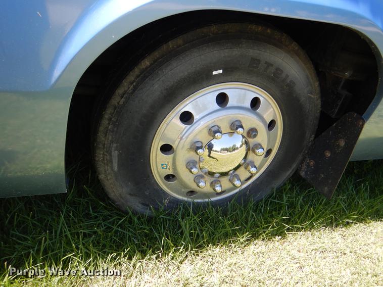 image for item DG4768 1997 Monaco Monocoque Roadmaster R-350E Executive RV