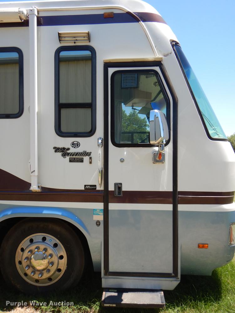 image for item DG4768 1997 Monaco Monocoque Roadmaster R-350E Executive RV