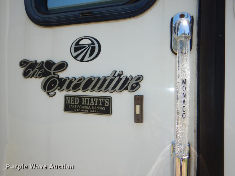 image for item DG4768 1997 Monaco Monocoque Roadmaster R-350E Executive RV