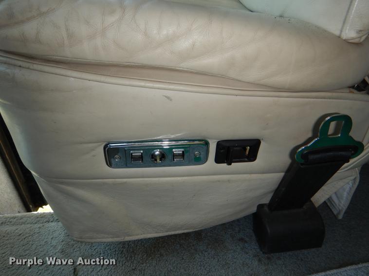 image for item DG4768 1997 Monaco Monocoque Roadmaster R-350E Executive RV