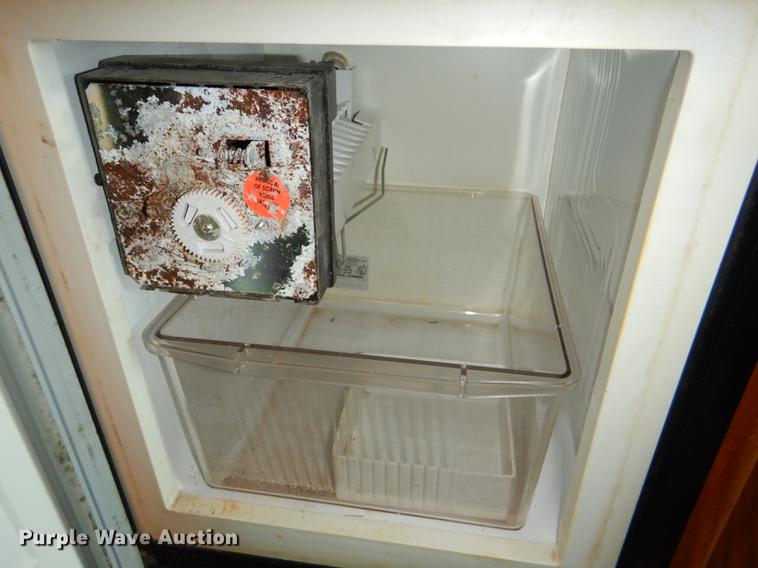 image for item DG4768 1997 Monaco Monocoque Roadmaster R-350E Executive RV