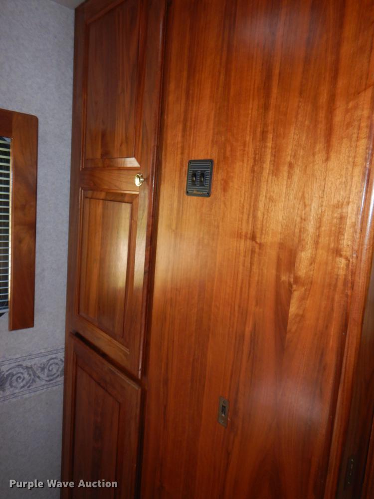 image for item DG4768 1997 Monaco Monocoque Roadmaster R-350E Executive RV