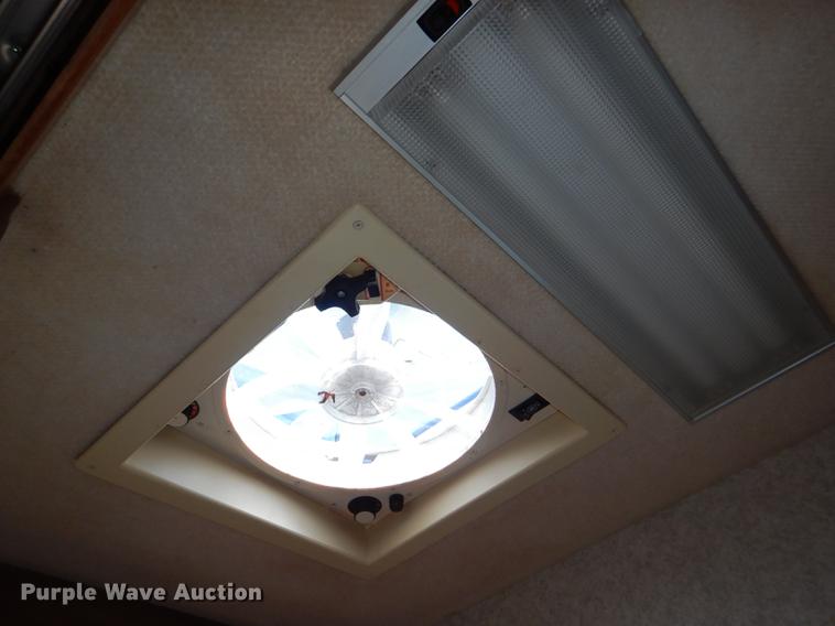 image for item DG4768 1997 Monaco Monocoque Roadmaster R-350E Executive RV