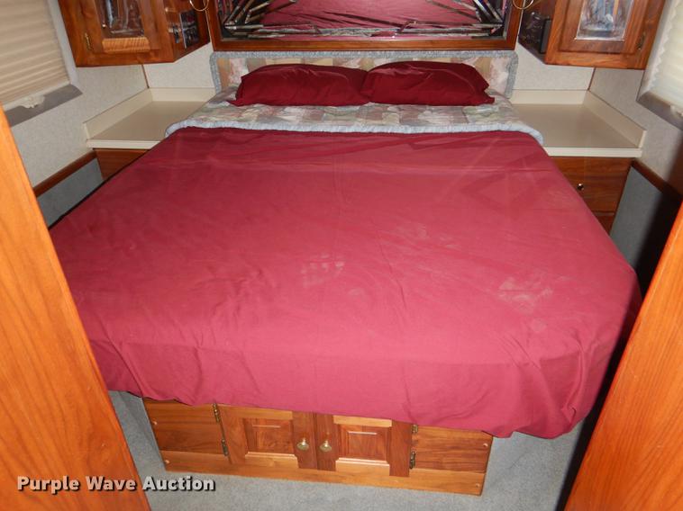 image for item DG4768 1997 Monaco Monocoque Roadmaster R-350E Executive RV