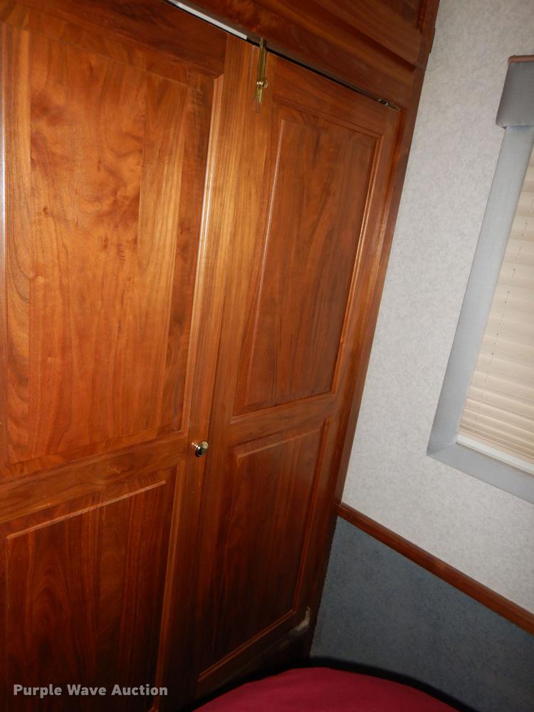 image for item DG4768 1997 Monaco Monocoque Roadmaster R-350E Executive RV