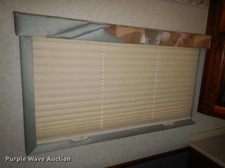 image for item DG4768 1997 Monaco Monocoque Roadmaster R-350E Executive RV