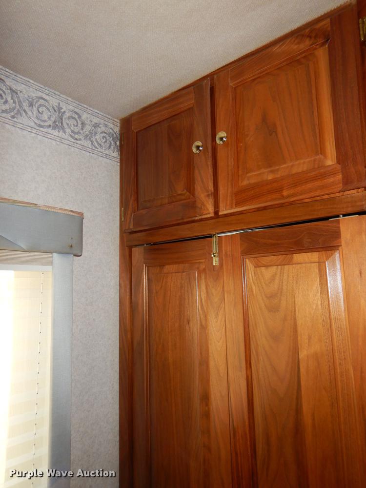 image for item DG4768 1997 Monaco Monocoque Roadmaster R-350E Executive RV