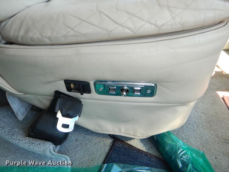 image for item DG4768 1997 Monaco Monocoque Roadmaster R-350E Executive RV