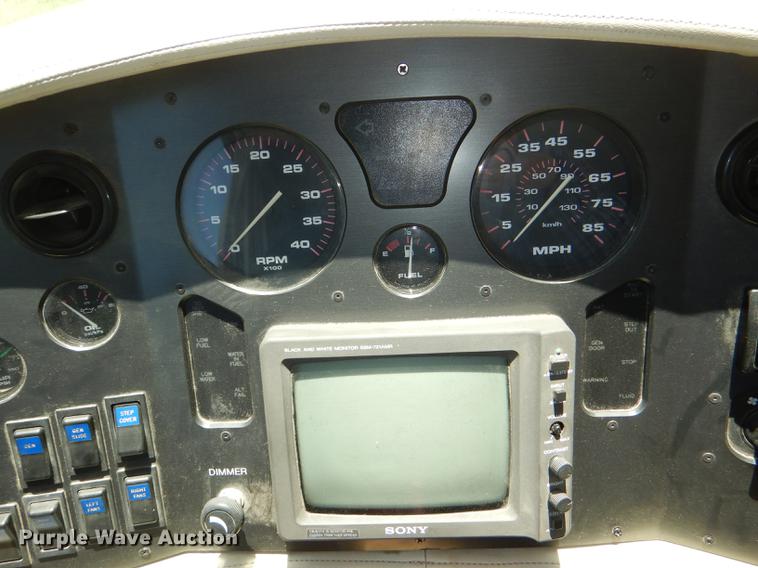 image for item DG4768 1997 Monaco Monocoque Roadmaster R-350E Executive RV