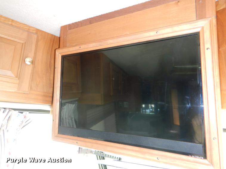 image for item DG4768 1997 Monaco Monocoque Roadmaster R-350E Executive RV