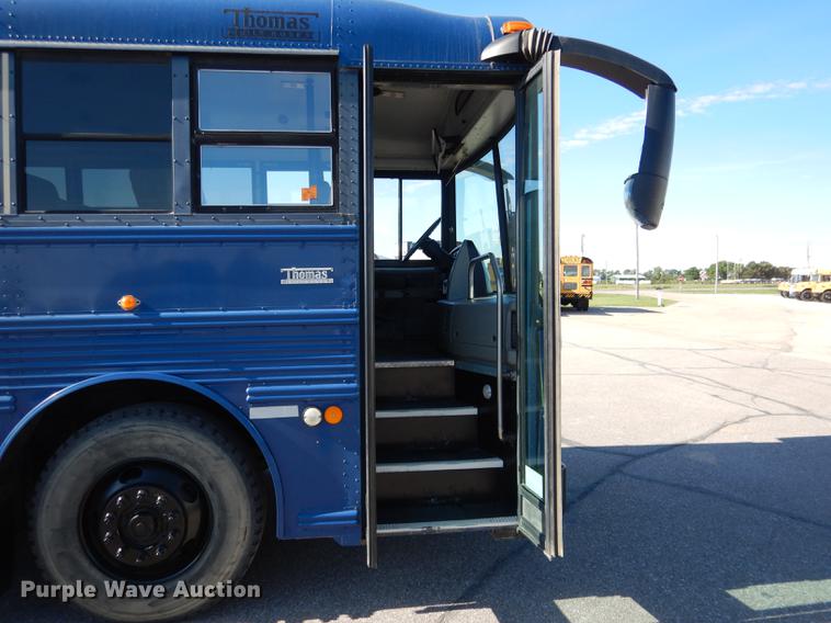 image for item DG5807 2002 Thomas Built Saf-T-Liner MVP ER school bus