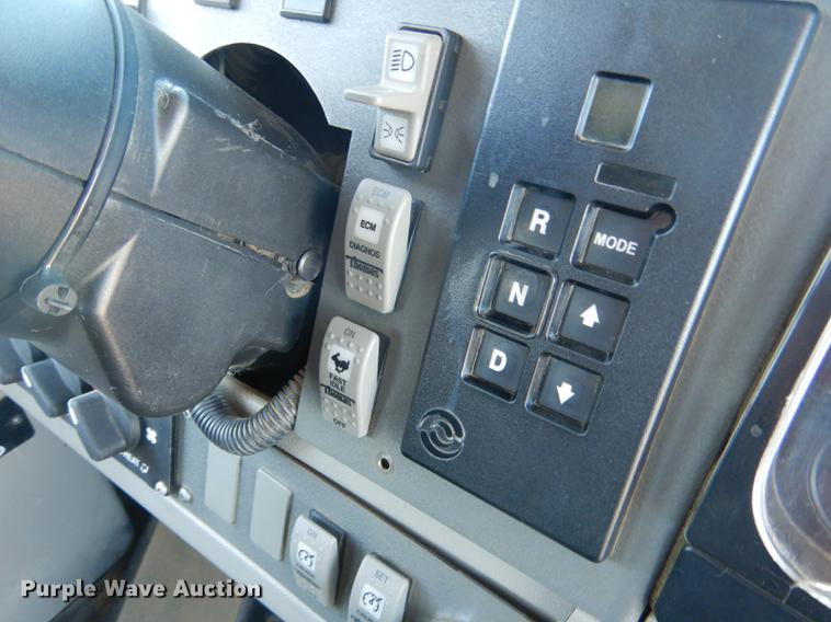 image for item DG5807 2002 Thomas Built Saf-T-Liner MVP ER school bus