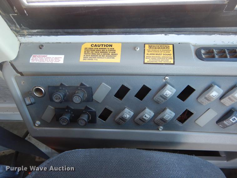 image for item DG5807 2002 Thomas Built Saf-T-Liner MVP ER school bus