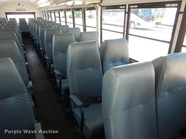 image for item DG5807 2002 Thomas Built Saf-T-Liner MVP ER school bus