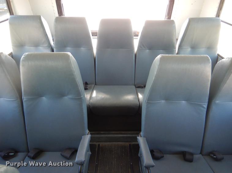 image for item DG5807 2002 Thomas Built Saf-T-Liner MVP ER school bus