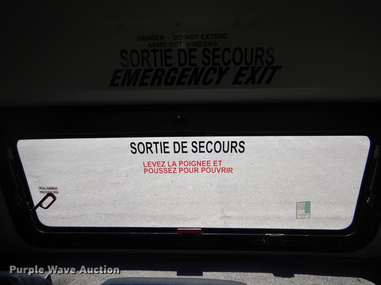 image for item DG5807 2002 Thomas Built Saf-T-Liner MVP ER school bus