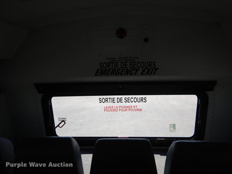 image for item DG5807 2002 Thomas Built Saf-T-Liner MVP ER school bus