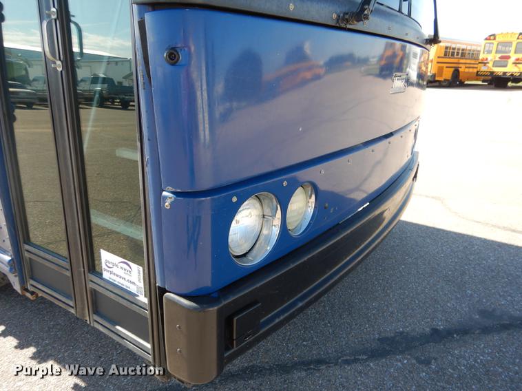 image for item DG5807 2002 Thomas Built Saf-T-Liner MVP ER school bus