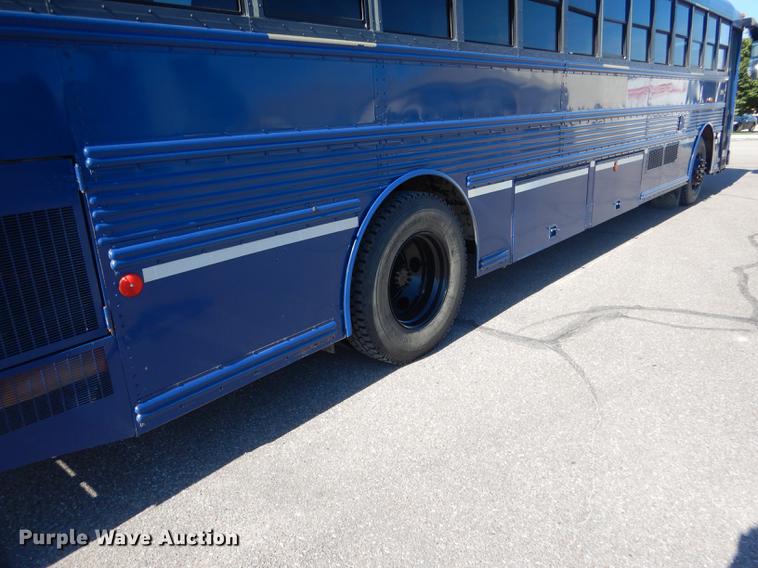 image for item DG5807 2002 Thomas Built Saf-T-Liner MVP ER school bus