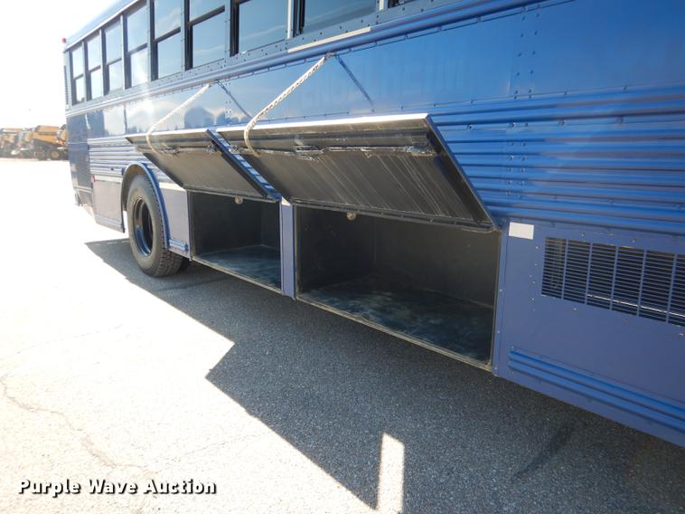 image for item DG5807 2002 Thomas Built Saf-T-Liner MVP ER school bus