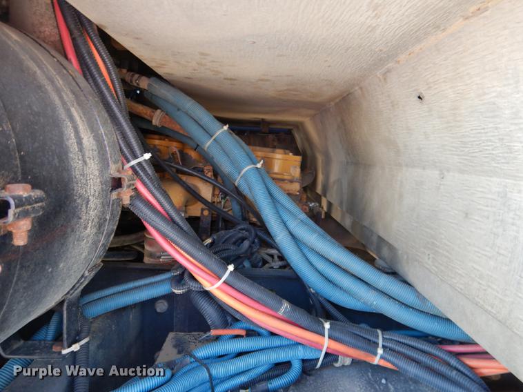 image for item DG5807 2002 Thomas Built Saf-T-Liner MVP ER school bus