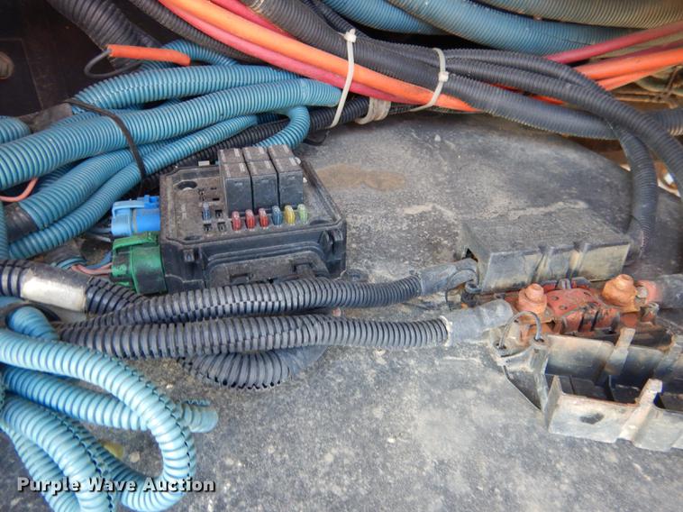 image for item DG5807 2002 Thomas Built Saf-T-Liner MVP ER school bus