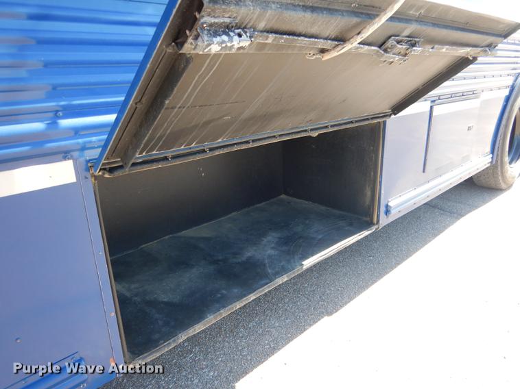 image for item DG5807 2002 Thomas Built Saf-T-Liner MVP ER school bus