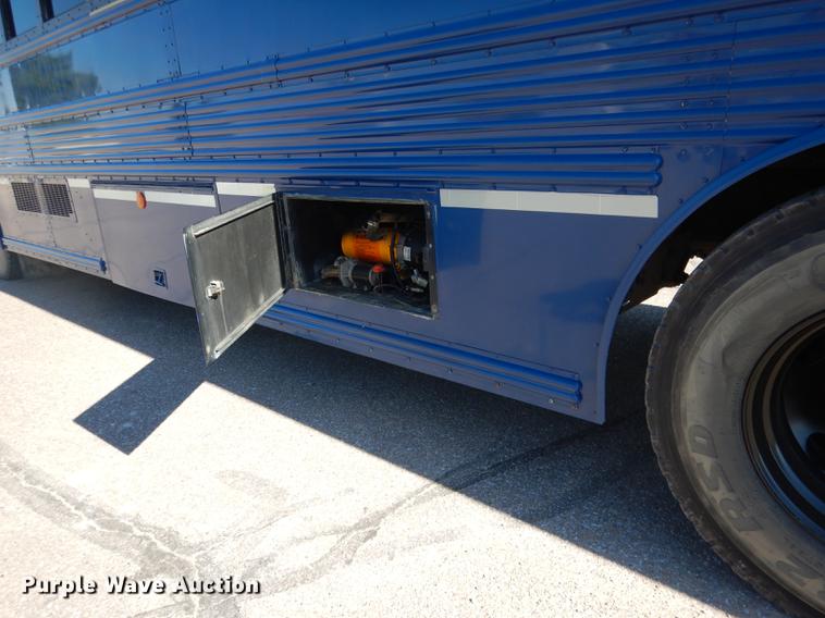 image for item DG5807 2002 Thomas Built Saf-T-Liner MVP ER school bus