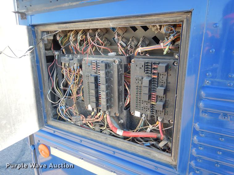 image for item DG5807 2002 Thomas Built Saf-T-Liner MVP ER school bus