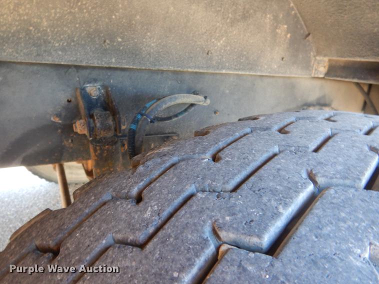 image for item DG5807 2002 Thomas Built Saf-T-Liner MVP ER school bus