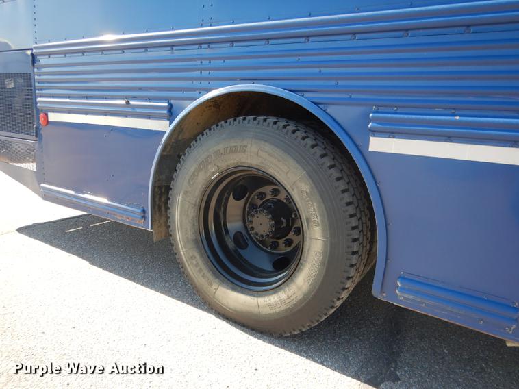 image for item DG5807 2002 Thomas Built Saf-T-Liner MVP ER school bus