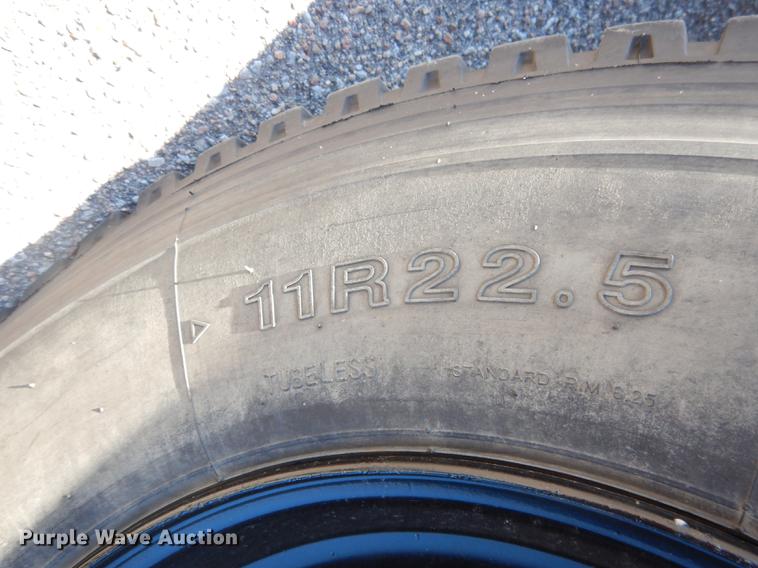 image for item DG5807 2002 Thomas Built Saf-T-Liner MVP ER school bus