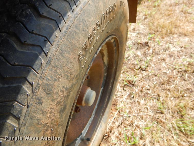 image for item ED9286 2001 Starlite utility trailer