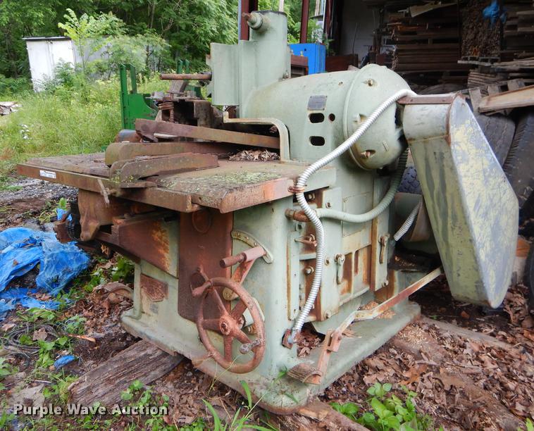 Mattison 207 rip saw in Neosho, MO | Item ED9298 sold | Purple Wave