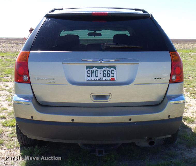 image for item EO9835 2005 Chrysler Pacifica Touring SUV