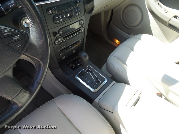 image for item EO9835 2005 Chrysler Pacifica Touring SUV