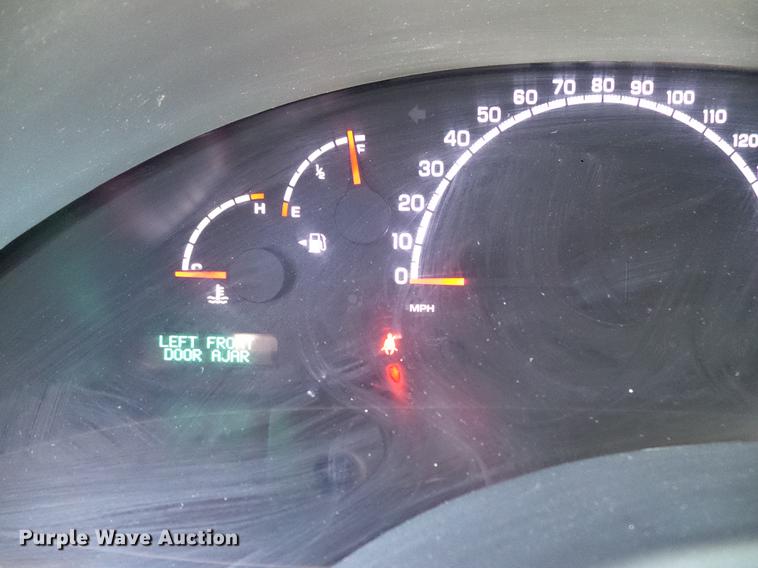 image for item EO9835 2005 Chrysler Pacifica Touring SUV