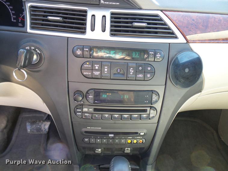 image for item EO9835 2005 Chrysler Pacifica Touring SUV