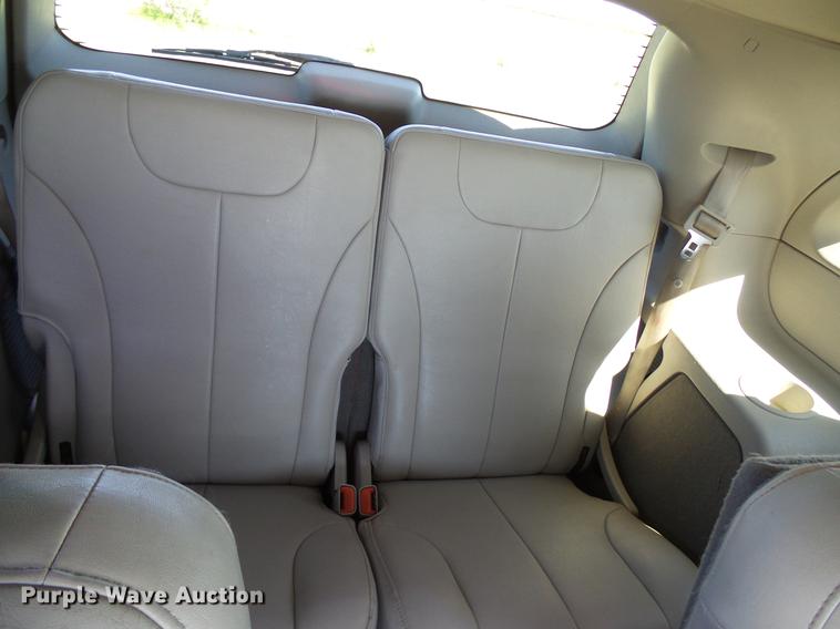 image for item EO9835 2005 Chrysler Pacifica Touring SUV