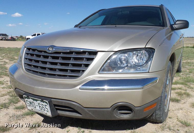 image for item EO9835 2005 Chrysler Pacifica Touring SUV
